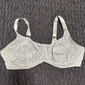 Unlined lace underwire bra